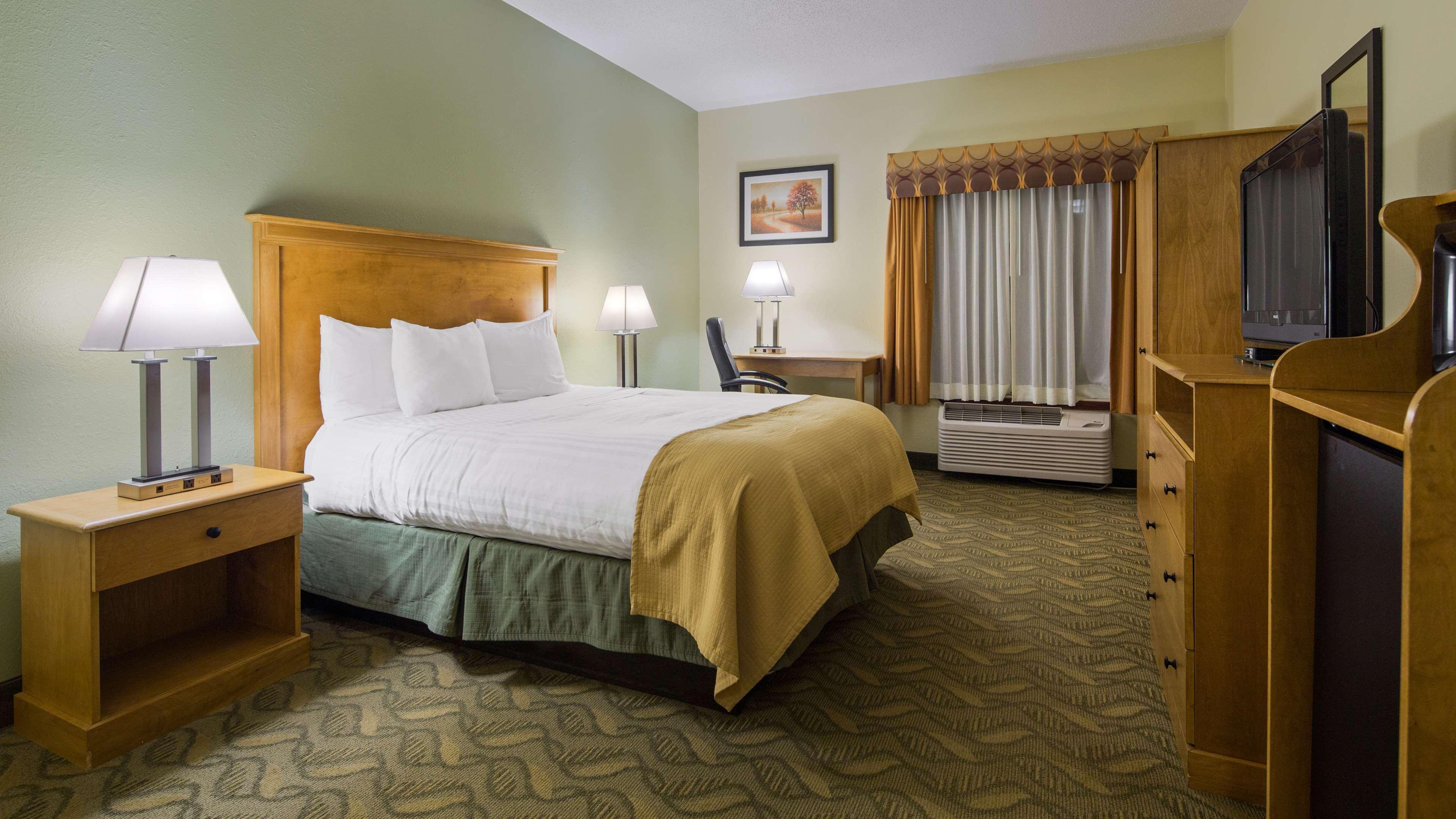 Best Western Crossroads Inn Schererville Exterior photo