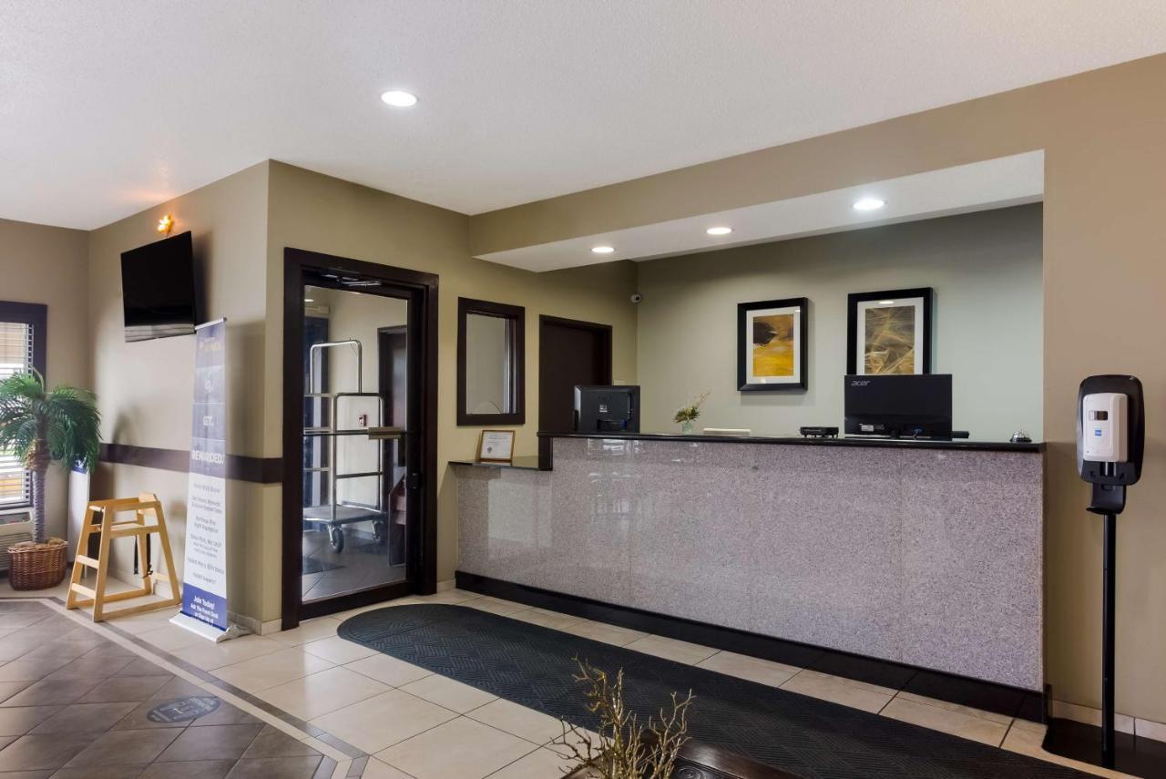 Best Western Crossroads Inn Schererville Exterior photo