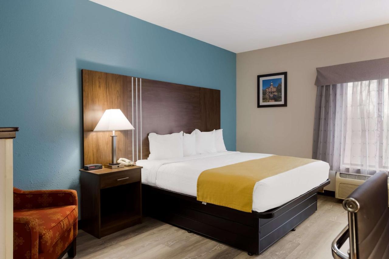 Best Western Crossroads Inn Schererville Exterior photo