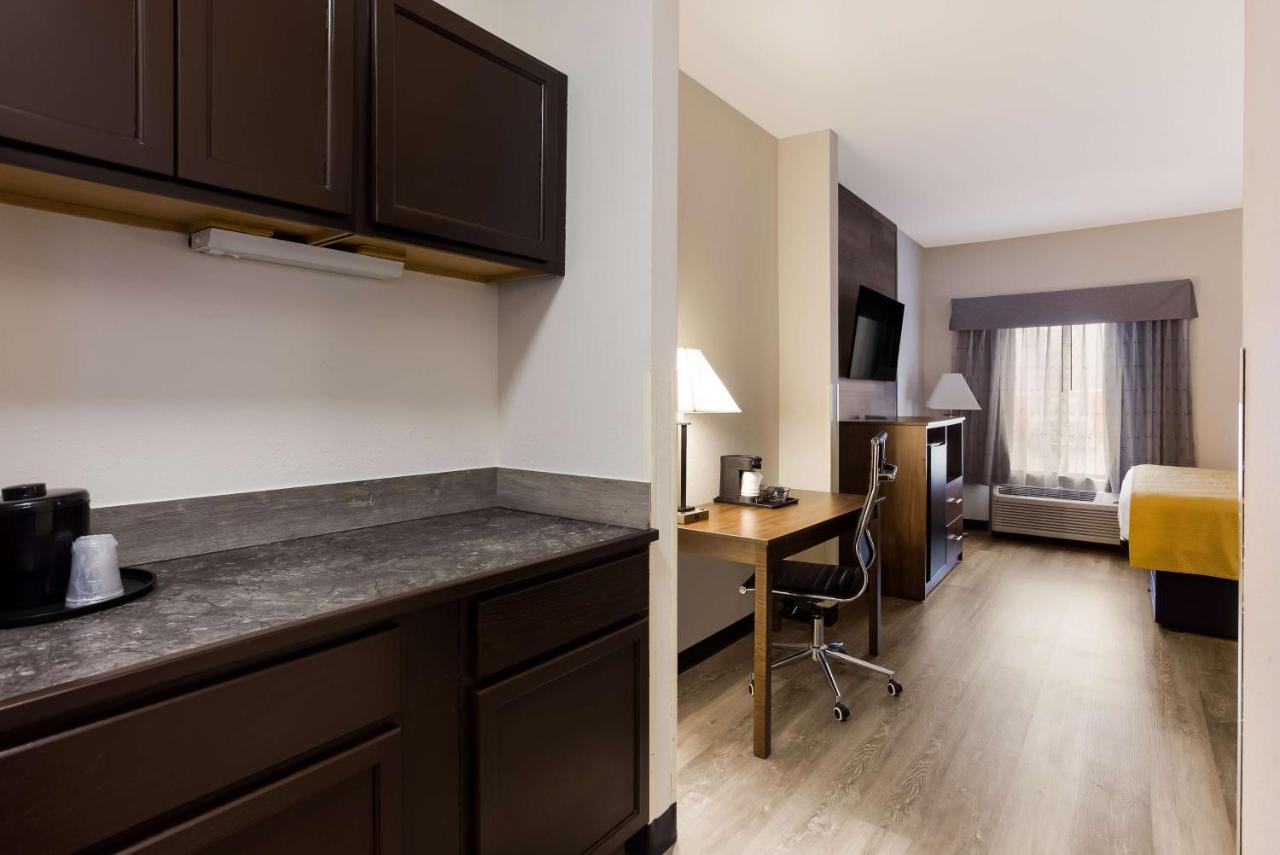 Best Western Crossroads Inn Schererville Exterior photo